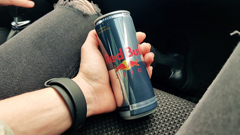 Red Bull ZERO (bez cukru i kalorii)